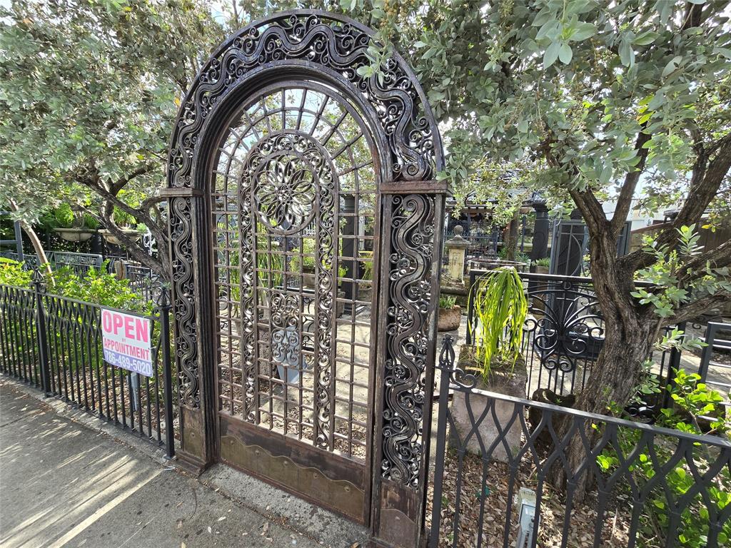 Awesome Commercial opportunity